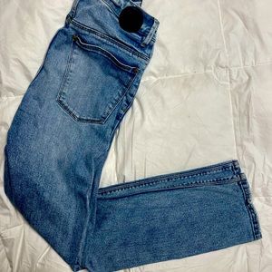 Size 27 Res Denim Straight Leg Wanda Jean - like new!
